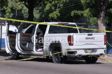 ළමුන් දෙදෙනෙකුගේ ඇතුළු ට්‍රක් රථයකින් මළ සිරුරු 11ක් මතුවෙයි.