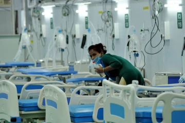 சுவிட்சர்லாந்தில் தடுப்பூசி போட்டுக்கொண்டபின் 130 பேருக்கு கொரோனா தொற்று