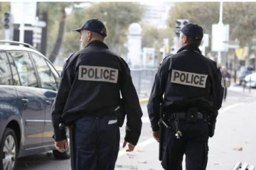 பிரான்சில் பயங்கரவாத தாக்குதல் முறியடிப்பு! 2 பேர் கைது: வெளியான முக்கிய தகவல்