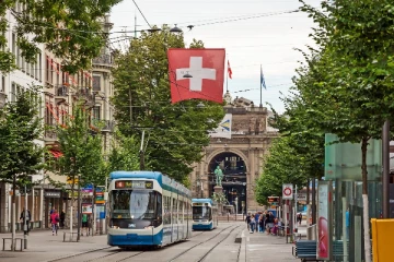 சுவிட்சர்லாந்தில் எளிதாக்கப்பட்ட புதிய பயண விதிமுறைகள்!