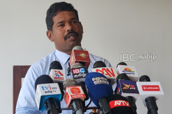 வடக்கு மாகாண கல்வி அமைச்சின் செயலாளருக்கு 10 இலட்சம் இலஞ்சம்! | Bribery Of The Provincial Ministry Of Education வடக்கு மாகாண கல்வி அமைச்சின் செயலாளருக்கு 10 இலட்சம் இலஞ்சம்! | Bribery Of The Provincial Ministry Of Education