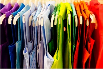 இந்த நிற உடையை அணிந்து இண்டர்வியூக்கு போனால் கண்டிப்பா வேலை கிடைக்குமாம்!