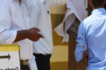 வாக்களிக்கக் கோரி வருவோரை தாக்குவோம்... விளம்பரப்படுத்திய கிராம மக்கள்!