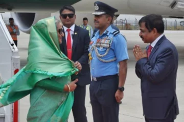 பதவியேற்பு விழா: இந்தியா வந்தடைந்த வங்கதேச பிரதமர்