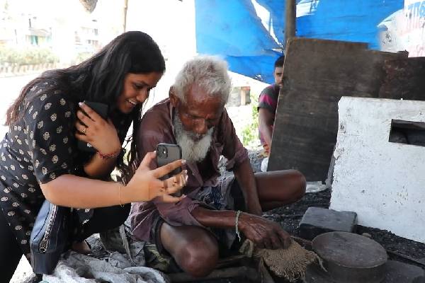 இலங்கையிலிருந்து புலம்பெயர்ந்த குடும்பத்திற்கு தமிழகத்தில் வியப்பை ஏற்படுத்திய சம்பவம்(Video) | Sri Lanka Diaspora In Eroup Countries