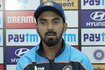 என்னைப் பார்த்து ஏன் அந்த கேள்வி கேக்குறீங்க? - பத்திரிக்கையாளரிடம் கோபப்பட்ட கே.எல்.ராகுல்