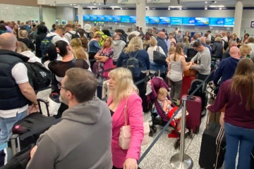 திடீரென ஏற்பட்ட தொழில்நுட்ப செயல் இழப்பு; ஐரோப்பாவில் விமானப்போக்குவரத்து பாதிப்பு