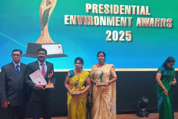 நல்லூர் பிரதேச செயலகத்திற்கு கிடைத்த தேசிய விருது | National Award Nallur Divisional Secretariat நல்லூர் பிரதேச செயலகத்திற்கு கிடைத்த தேசிய விருது | National Award Nallur Divisional Secretariat