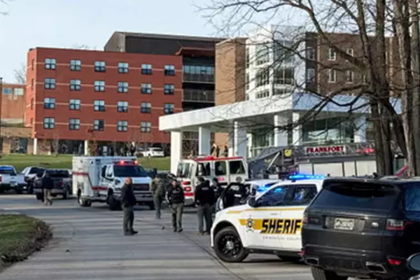 அமெரிக்காவில் பல்கலைக்கழகத்தில் நடந்தேறிய அதிர்ச்சி சம்பவம்; மாணவர் பலி | Shock Incident At U S University Student Dies