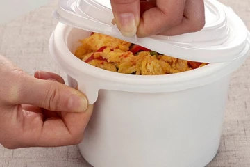 பிளாஸ்டிக் டப்பாவில் சுடச் சுட உணவை வைத்து சாப்பிட்டால் ஆபத்து.... ஆண்களே மிகவும் எச்சரிக்கை!