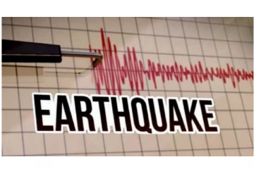 கர்நாடகாவில் மீண்டும் நிலநடுக்கம்.. - மக்கள் அலறி அடித்து ஓட்டம் - கார், பில்டிங் ஆடிய சிசிடிவி காட்சிகள் வைரல்