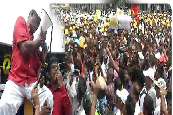 கொழும்பிற்கு கப்பல்களை அனுமதியோம் - அரசின் வரிக்கு எதிராக பாரிய ஆர்ப்பாட்டம் | Paye Tax Port Tus Threaten To Stop Ships