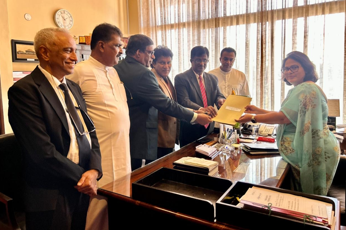 சபாநாயகருக்கு எதிரான நம்பிக்கையில்லாப் பிரேரணை : சபை முதல்வரின் முக்கிய அறிவிப்பு | No Confidence Motion Against The Speaker Npp Govt சபாநாயகருக்கு எதிரான நம்பிக்கையில்லாப் பிரேரணை : சபை முதல்வரின் முக்கிய அறிவிப்பு | No Confidence Motion Against The Speaker Npp Govt