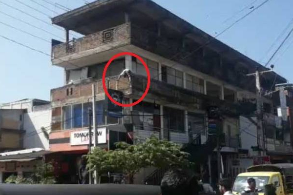 குருணாகலில் துரதிர்ஷ்டவசமாக உயிரிழந்த இளைஞன்! | Kuliyapitiya Youth Died Due To Electrocution