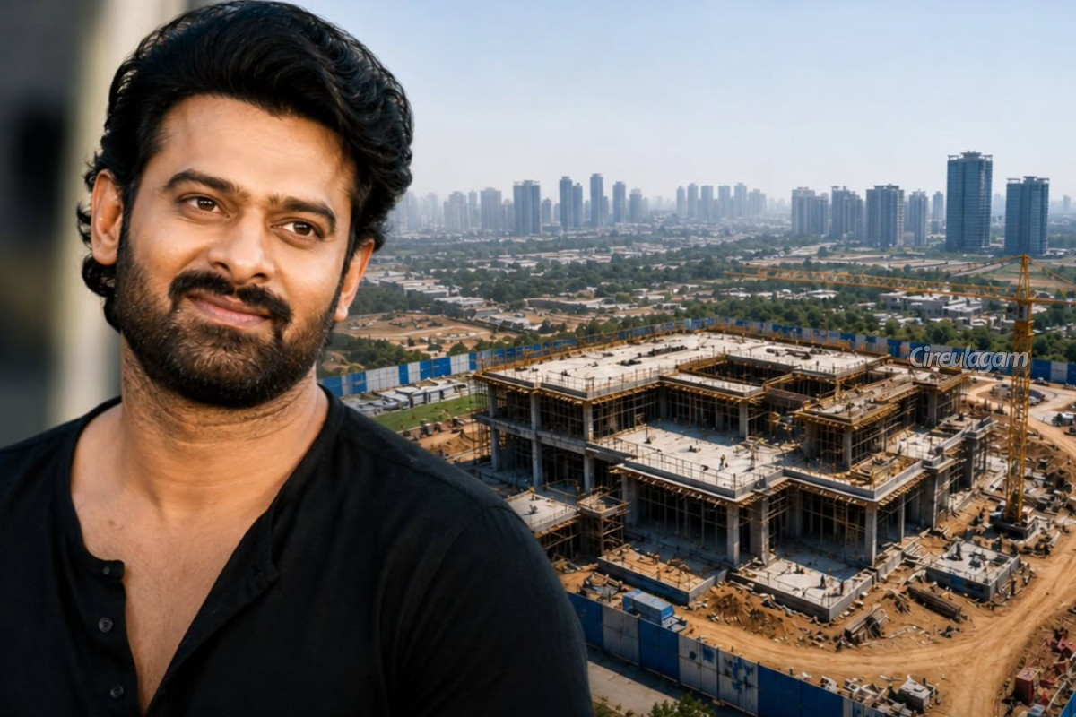 இரண்டு ஏக்கரில் பிரபாஸ் கட்டி வரும் பிரம்மாண்ட வீடு.. இத்தனை கோடியா? எப்படி இருக்கு பாருங்க | Prabhas New 2 Acre House In Hyderabad