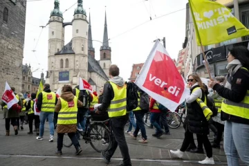 ஜெர்மனியில் போராட்டத்தில் களமிறங்கவுள்ள போக்குவரத்து ஊழியர்கள்!
