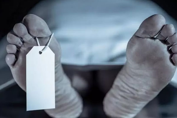 வாய்க்காலிலிருந்து மீட்கப்பட்ட ஆணின் சடலம் | Dead Body Recovered By Canal