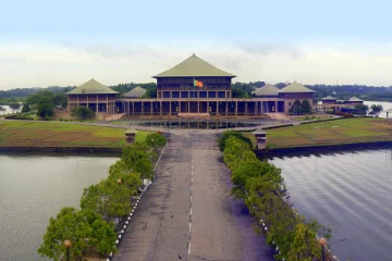 ජනපති නැවත පැමිණෙන තුරු වැඩ බැලීමට දෙදෙනෙක්ට පවරයි..!