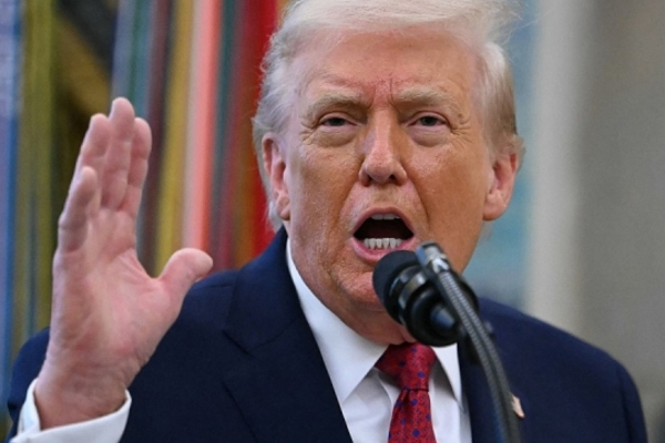 17 நாட்டு மக்களுக்கு தடைபோட்ட டிரம்ப்; திகைப்பில் உலக நாடுகள்! | Trump Imposed A Ban On Citizens From 17 Countries 17 நாட்டு மக்களுக்கு தடைபோட்ட டிரம்ப்; திகைப்பில் உலக நாடுகள்! | Trump Imposed A Ban On Citizens From 17 Countries