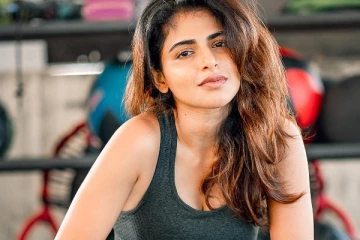 ஜிம் உடையில் ஐஸ்வர்யா மேனன் செம ஹாட் போஸ்