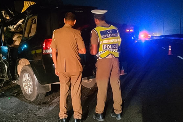 இருவேறு பகுதிகளில் விபத்துக்கள் - இளைஞர் ஒருவர் உட்பட மூவர் பலி | Accidents 2 Different Areas 3 People Died