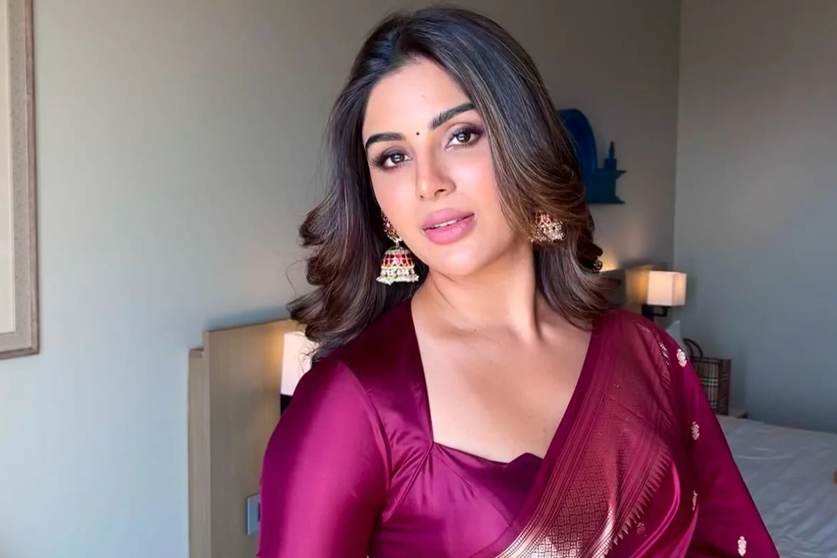 ரகசியமாக நடக்கும் நடிகை சம்யுக்தாவின் திருமண ஏற்பாடு.. இணையத்தில் உலா வரும் தகவல் | Actress Samyuktha Wedding Rumours