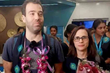 பிரித்தானியத் தம்பதியால் இலங்கை சுற்றுலாத் துறை எட்டிய சாதனை