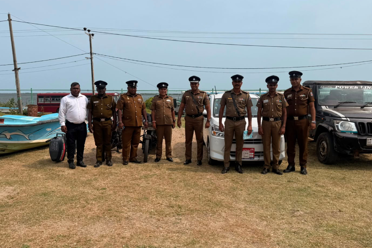 யாழில் சந்தேநபர் ஒருவரின் சொத்துக்களை முடக்கிய காவல்துறை! | Police Freeze Assets Of A Suspect In Jaffna யாழில் சந்தேநபர் ஒருவரின் சொத்துக்களை முடக்கிய காவல்துறை! | Police Freeze Assets Of A Suspect In Jaffna