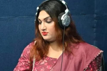 பாகிஸ்தான் பொதுத் தேர்தலில் போட்டியிடும் திருநங்கை Sobia Khan