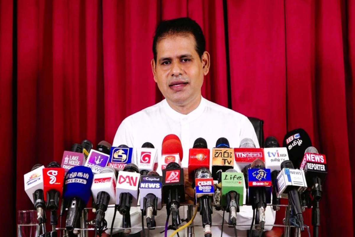 பொய்க் குற்றச்சாட்டுகள் மூலம் நாமலைத் தொடர்ந்து சிறையில் அடைக்க முயற்சி! அரசு மீது மொட்டுக் கட்சி குற்றச்சாட்டு | Attempts To Keep Us Continuously Imprisoned