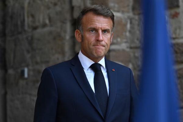 ஆங் சான் சூகியை உடனே விடுதலை செய்யவேண்டும்: மேக்ரான் கோரிக்கை | Macron Aung San Suu Kyi Health Prison ஆங் சான் சூகியை உடனே விடுதலை செய்யவேண்டும்: மேக்ரான் கோரிக்கை | Macron Aung San Suu Kyi Health Prison