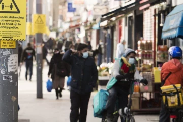 கொரோனா வைரஸ்; பிரித்தானியாவில் ஒரே நாளில் இவ்வளவு பேரா!
