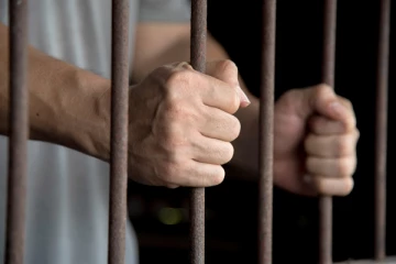 சிறை செல்ல விருப்பமா? மக்களுக்கு அழைப்பு விடுக்கும் சுவிஸ் மாகாணம் ஒன்று