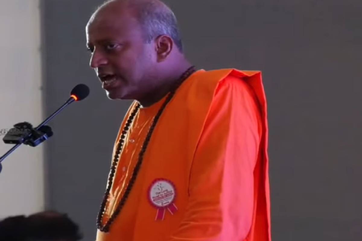 தமிழர் விவகாரத்தில் குற்றம் செய்தவர்களை பாதுகாக்கும் இலங்கை அரசு : வேலன் சுவாமிகள் குற்றச்சாட்டு | Sri Lankan Government Protects Criminals