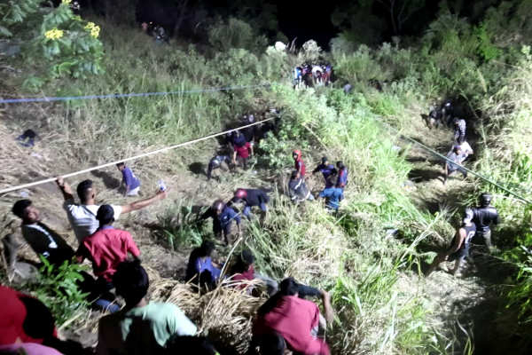 15 உயிர்களை காவு வாங்கிய பகுதியில் மற்றுமொரு விபத்து | Another Horrific Accident In Wellawaya
