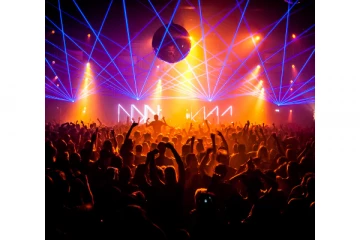 நாடாளுமன்ற உறுப்பினர்கள் கலந்துகொண்ட இசைநிகழ்ச்சியில் 7 பேர் கைது