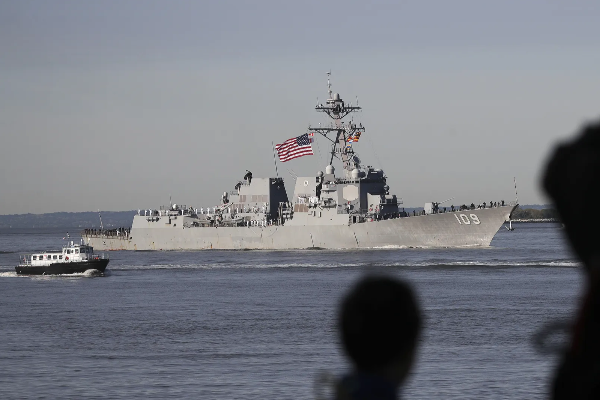 அமெரிக்கா - வெனிசுலா இடையே போர் பதற்றம்: விமானங்களை ரத்து செய்த பிரபல நாடுகள் | Us Venezuela War Tension Flight Canceled அமெரிக்கா - வெனிசுலா இடையே போர் பதற்றம்: விமானங்களை ரத்து செய்த பிரபல நாடுகள் | Us Venezuela War Tension Flight Canceled