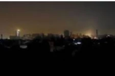 பாகிஸ்தானில் திடீரென ஏற்பட்ட மின் தடை..இருளில் மூழ்கிய நகரங்கள்