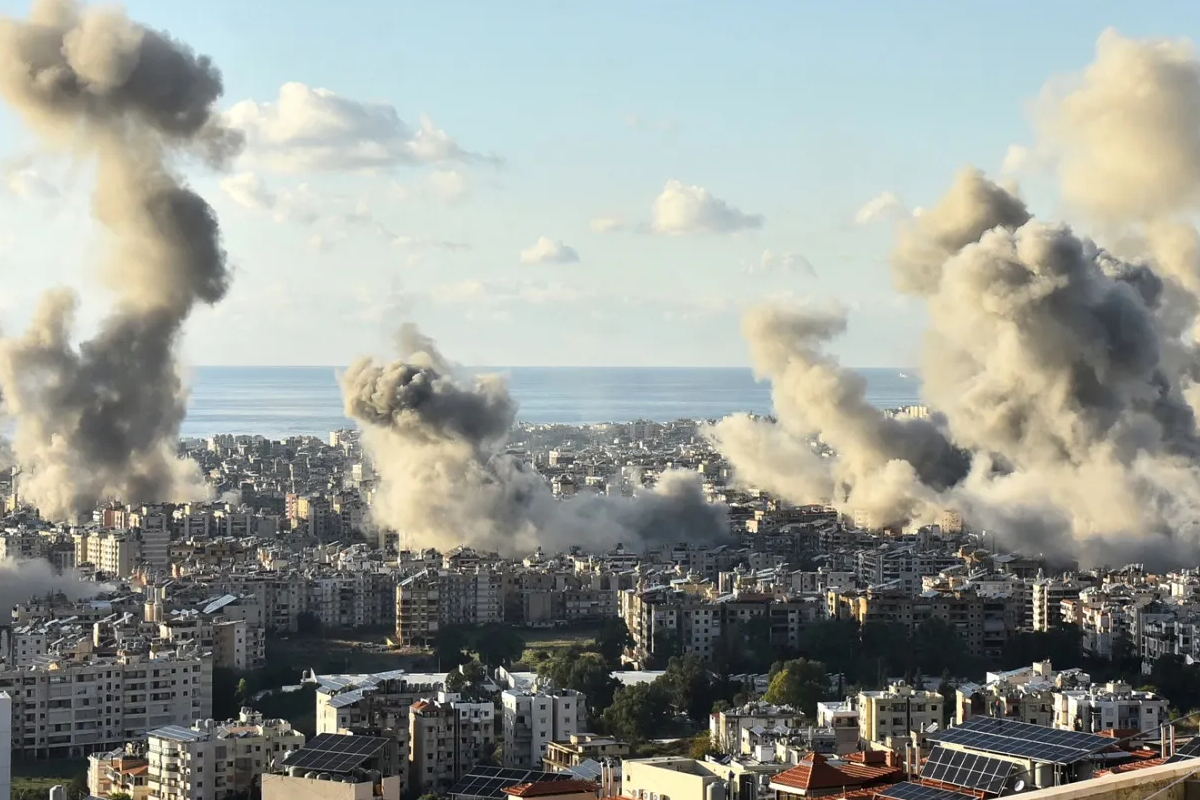 இலக்கு வைக்கப்பட்ட ஹிஸ்புல்லா தளபதி! இஸ்ரேலின் பெரும் தாக்குதல் | Israel Attack Target A Hezbollah Commander