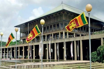 நாடாளுமன்றத்தில் தொலைபேசி பாவனையை மட்டுப்படுத்துமாறு பணிப்புரை