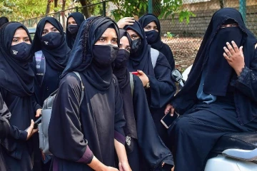 பள்ளிகளில் இஸ்லாமிய மாணவிகள் பர்தா அணியக்கூடாது - மத ரீதியான ஆடைகளுக்கு தடை!
