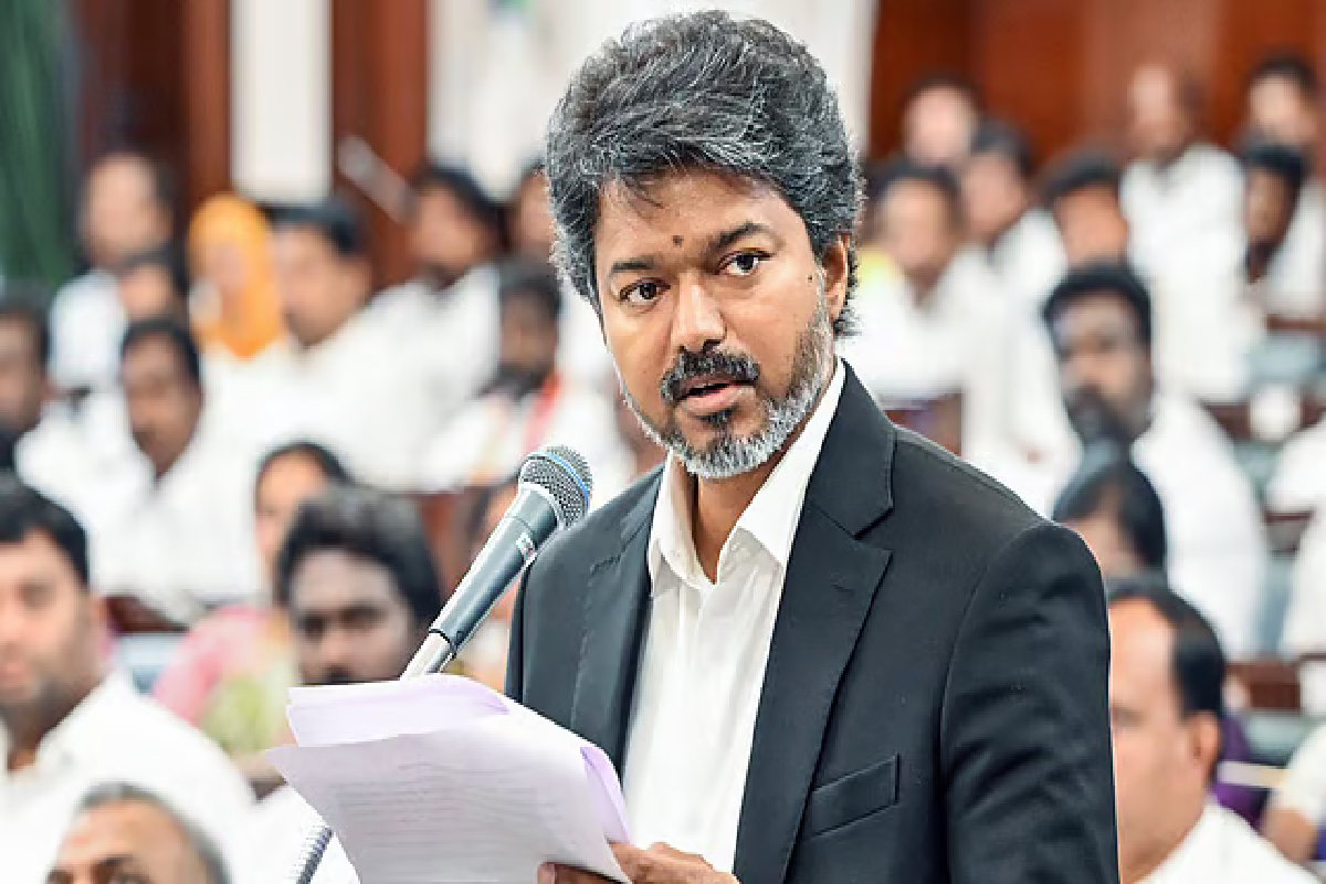 ஏன் நான் கோட் சூட் போடக் கூடாதா? முதலமைச்சர் விஜய் திருச்சியில் கொடுத்த விளக்கம் | Why Wear Coat Suits Explanation Given Cm Vijay ஏன் நான் கோட் சூட் போடக் கூடாதா? முதலமைச்சர் விஜய் திருச்சியில் கொடுத்த விளக்கம் | Why Wear Coat Suits Explanation Given Cm Vijay
