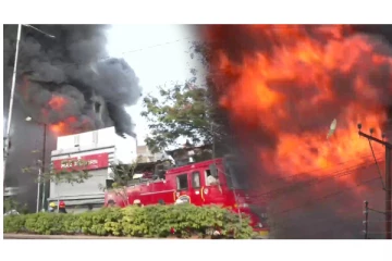 தெலுங்கானாவில் பயங்கர தீ விபத்து... - வைரலாகும் அதிர்ச்சி வீடியோ..!