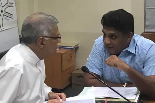 காலையில் சண்டைப்பேச்சு; இரவில் ஜனாதிபதிக்கு ரகசிய அழைப்பு! | Argumentmorning Secret Call President At Night