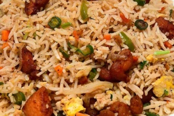 சிக்கன் ரைஸ் சாப்பிட்ட 26 பேர் மருத்துவமனையில் அனுமதி... அசைவ பிரியர்களே அலார்ட்