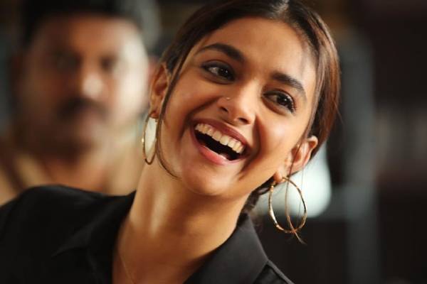 ஆடையை திருடிய கீர்த்தி சுரேஷ்...கடை திறப்பு விழாவில் அவரே சொன்ன விஷயத்தை பாருங்க | Keerthy Suresh Open Talk