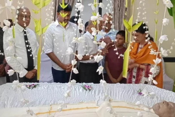 இன்று மக்கள் அஞ்சலிக்காக வைக்கப்பட்டுள்ள சம்பந்தனின் பூதவுடல்