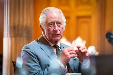 ஒரு தொலைபேசி அழைப்பு... பின்னர் மயான அமைதி: ராணியாரின் இறுதி நிமிடங்கள் தொடர்பில் மன்னர் சார்லஸ்