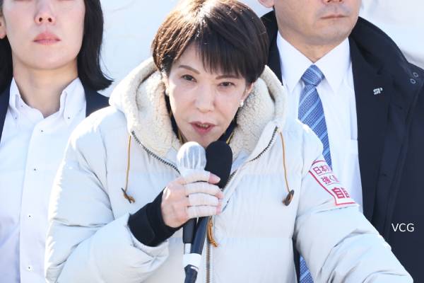 இளம் வாக்காளர்களை மொத்தமாக வசப்படுத்திய ஜப்பானின் முதல் பெண் பிரதமர் | Japan First Female Leader Won