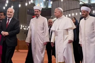 துருக்கியின் நீல மசூதியில் பாப்பரசர் 14-ஆம் லியோ